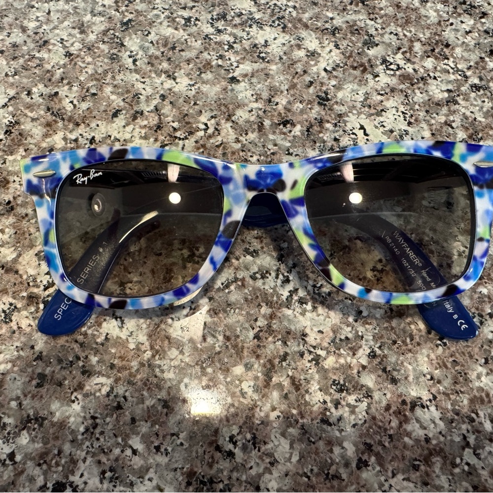Ray-Ban Blue Patterned Sunglasses